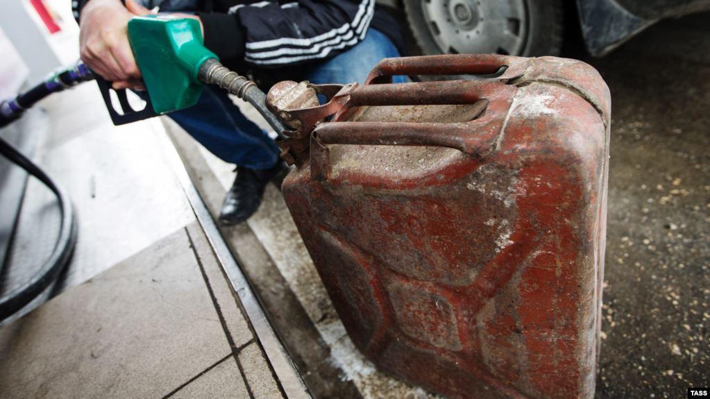 Стаття Крым оказался в лидерах среди регионов соседней России с самым дорогим бензином Ранкове місто. Донбас