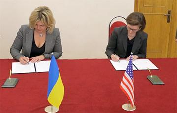 Стаття Украина и США подписали Протокол о военном сотрудничестве. ФОТО Ранкове місто. Донбас