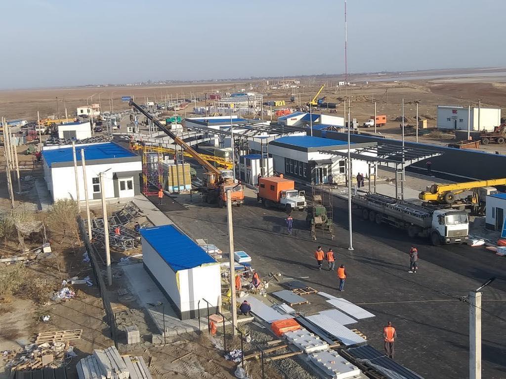 Стаття На двух КПВВ на админгранице Херсонщины с Крымом осталось выполнить работ на 3-5% Ранкове місто. Донбас