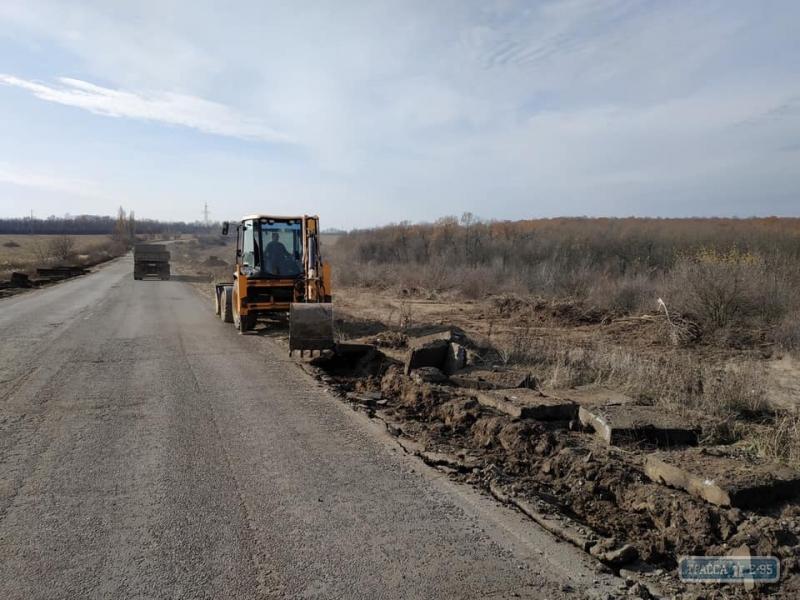 Стаття Капремонт дороги начался на севере Одесской области Ранкове місто. Донбас