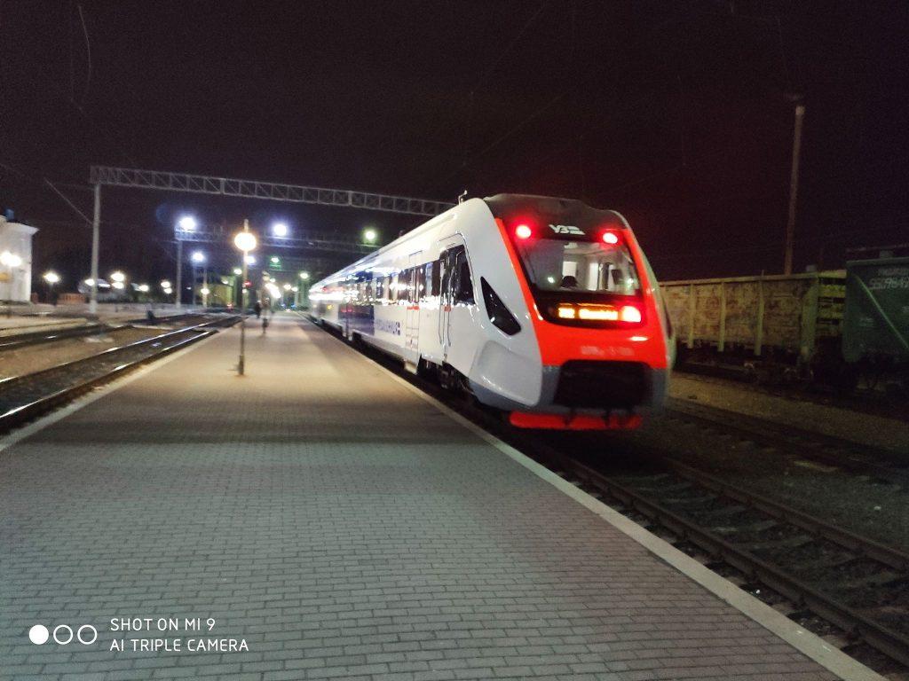 Стаття Новий український поїзд відправився у перший далекий рейс (ФОТО) Ранкове місто. Донбас