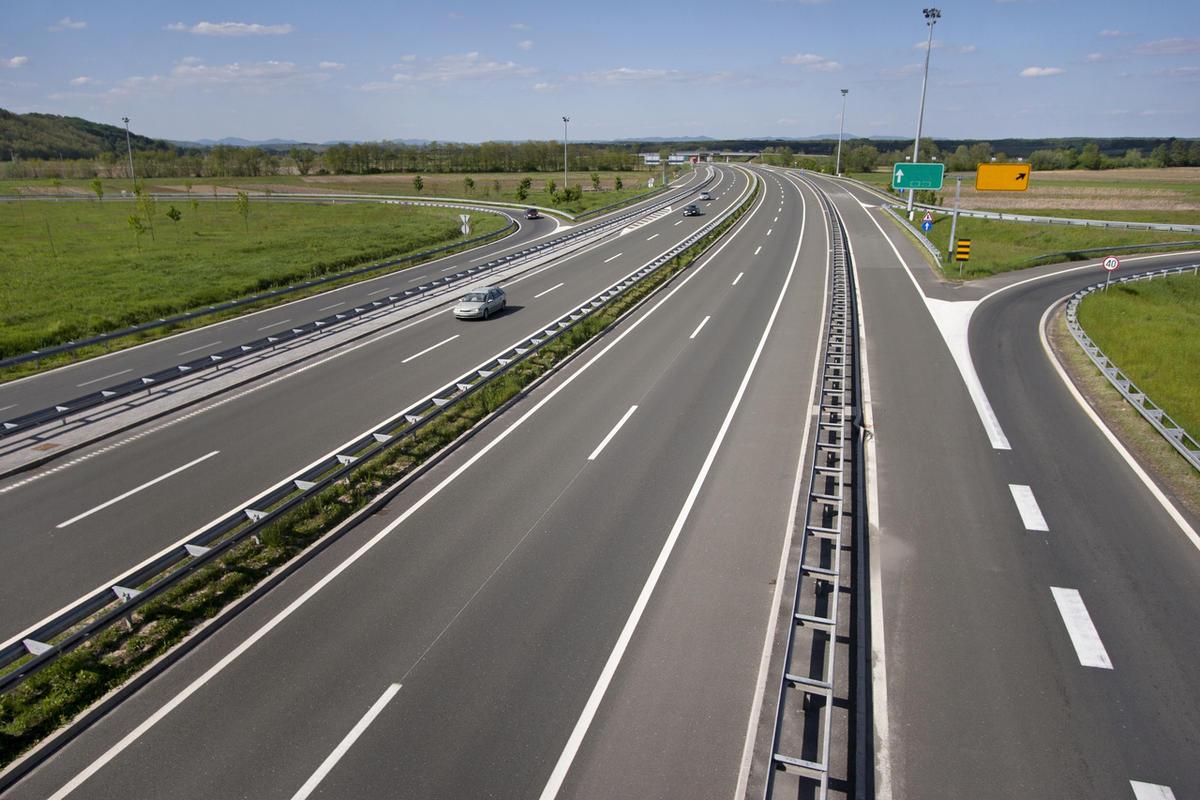 Стаття В Україні з’являться нові дороги з дозволеною максимальною швидкістю до 130 км/год Ранкове місто. Донбас