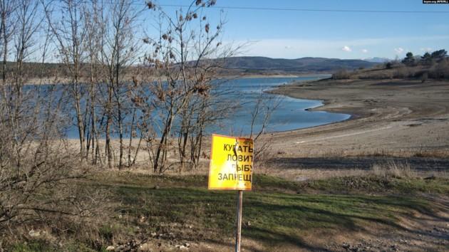 Стаття «Самая острая проблема»: в Симферополе катастрофически не хватает воды Ранкове місто. Донбас