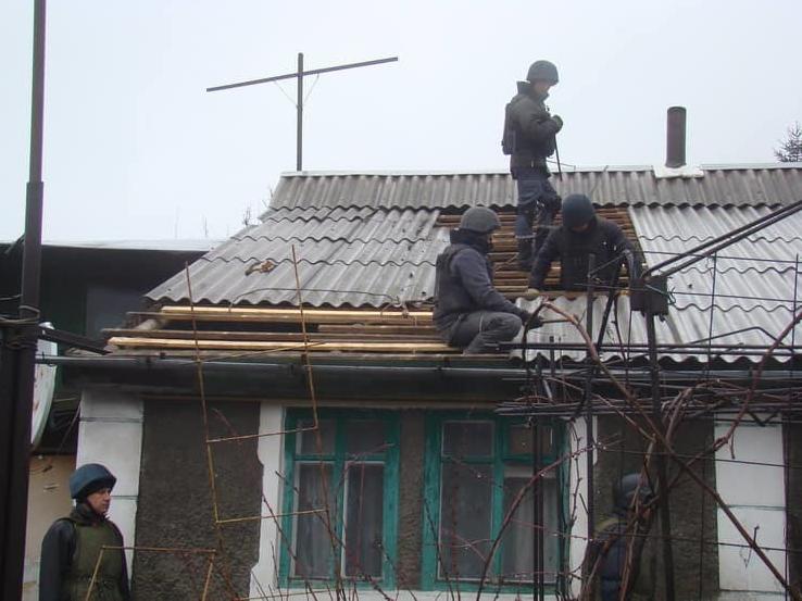 Стаття На Донеччині відновлять 1000 будинків, пошкоджених внаслідок російських обстрілів Ранкове місто. Донбас