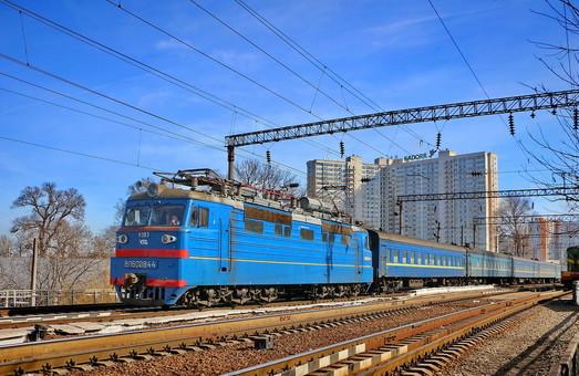 Стаття Поезд «Черноморец» из Одессы в Киев стал самым прибыльным на железной дороге Ранкове місто. Донбас