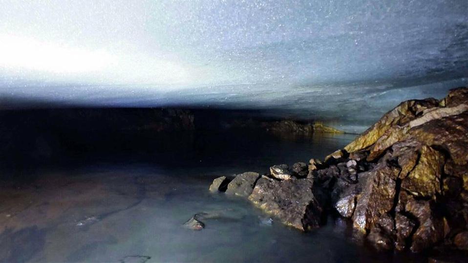 Стаття Неймовірне відкриття: українські вчені виявили велетенське підльодовикове озеро в Антарктиді (ФОТО) Ранкове місто. Донбас