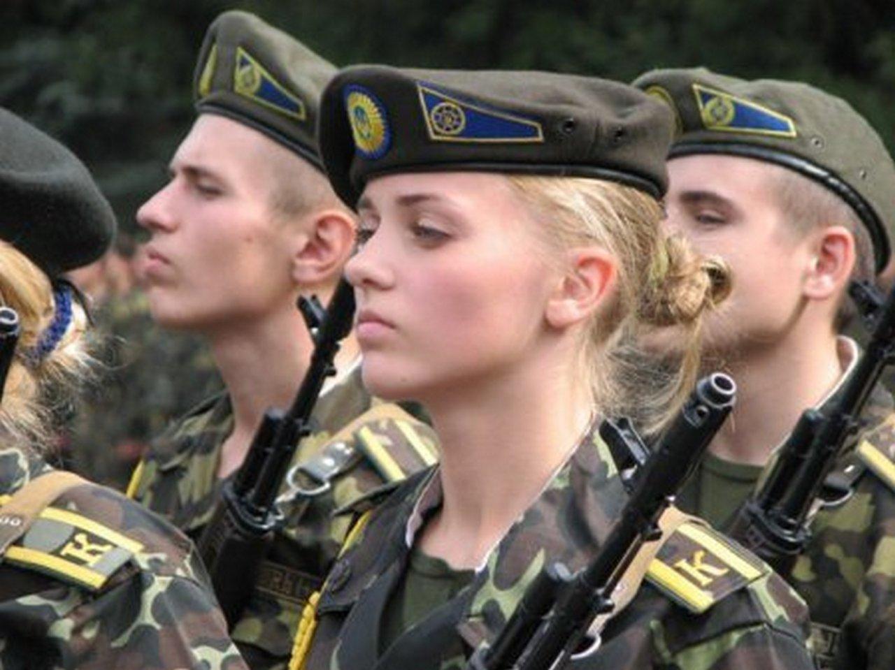 Стаття У військові коледжі цьогоріч можна вступити без ЗНО Ранкове місто. Донбас