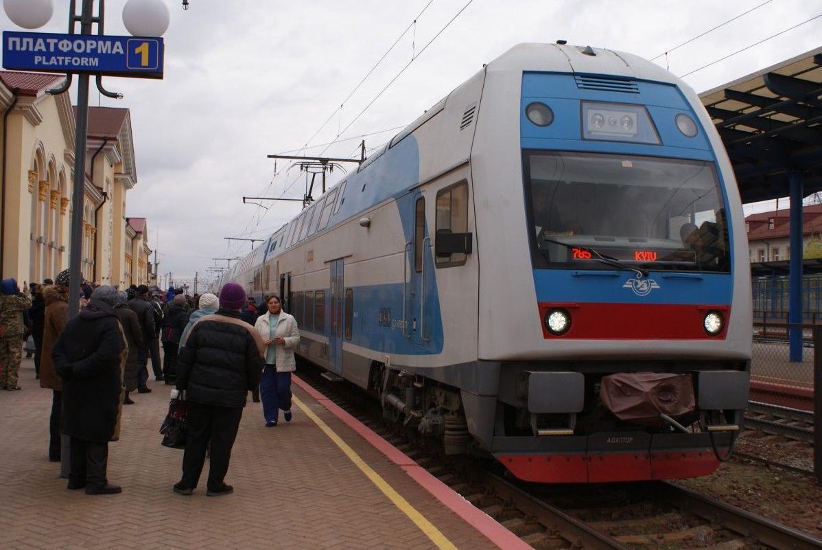 Стаття На заводі в Запоріжжі ремонтуватимуть двоповерхові поїзди Skoda Ранкове місто. Донбас