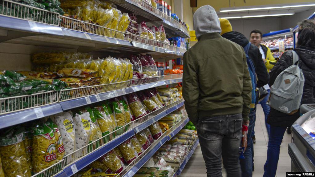Стаття «Повышения цен избежать не удастся»: первые признаки продовольственной паники в Крыму Ранкове місто. Донбас