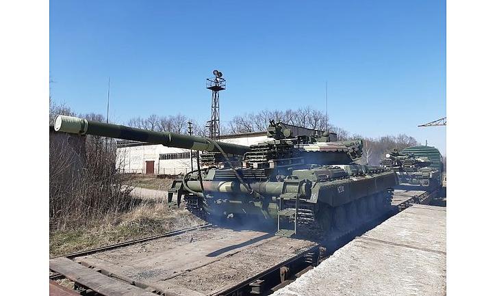 Стаття Бійці на передовій Донбасу отримають нову партію танків Т-64. ФОТО Ранкове місто. Донбас