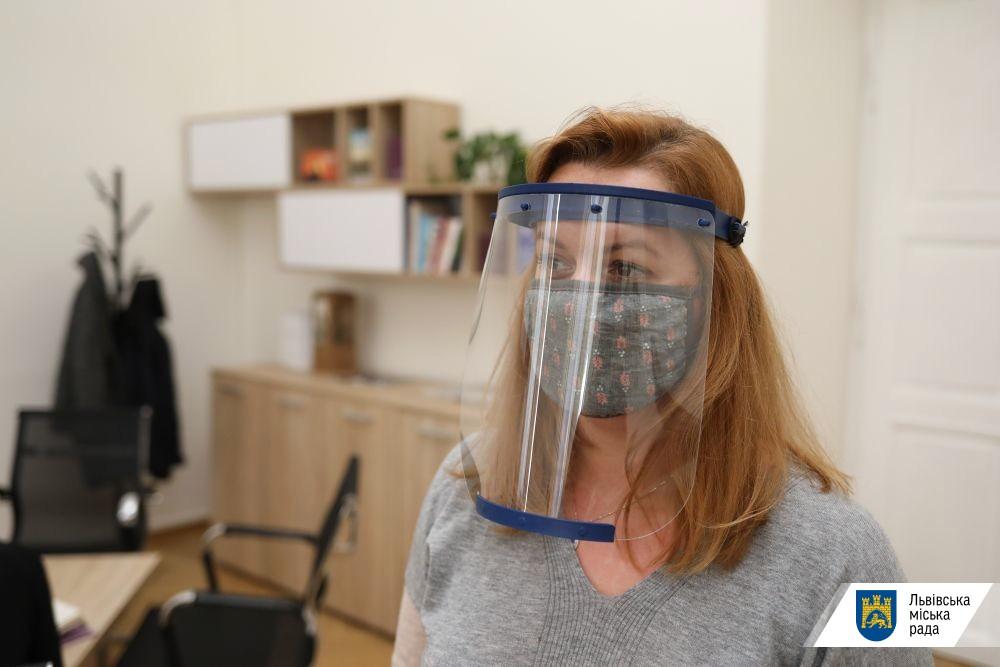 Стаття «Львівська політехніка» почала виготовляти маски для лікарів на 3D-принтері Ранкове місто. Донбас