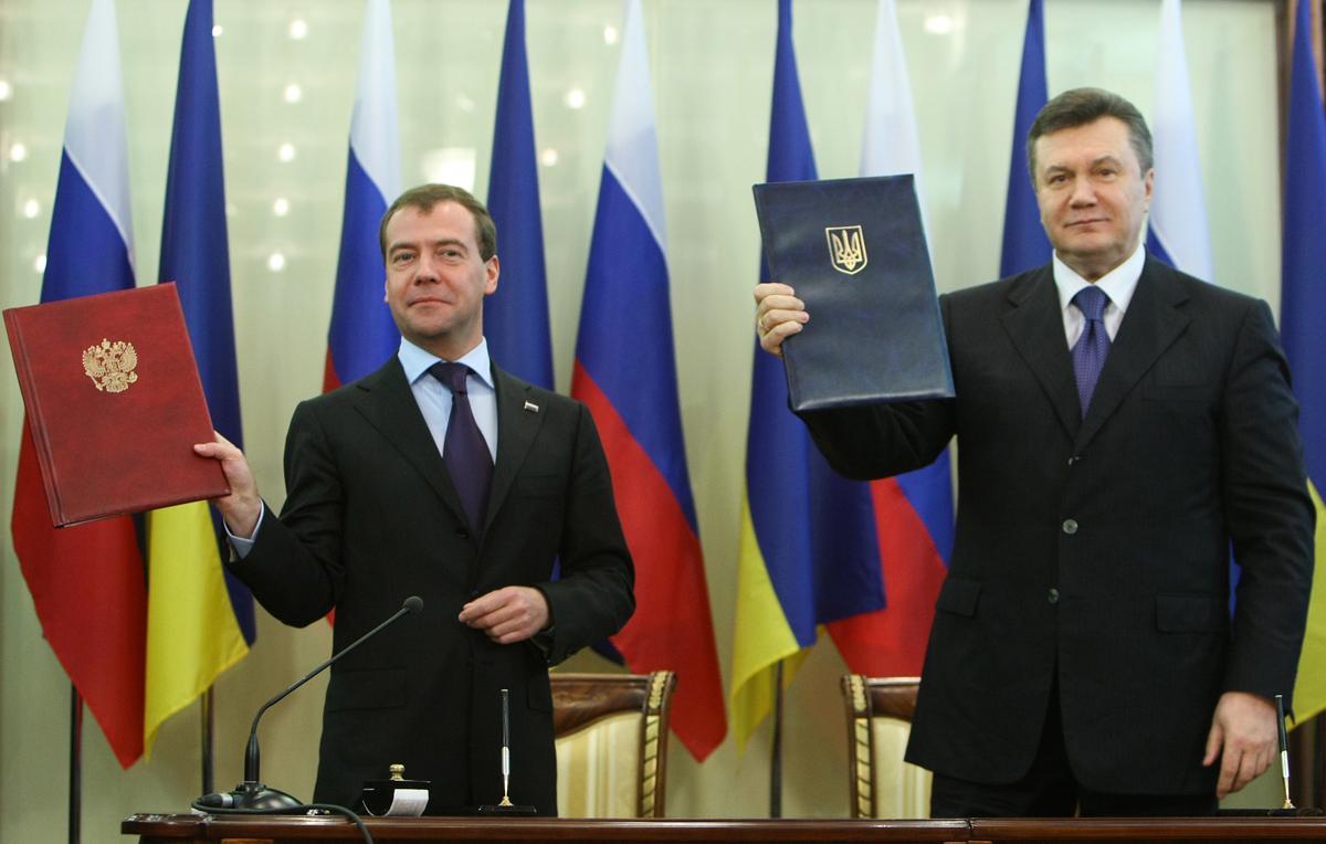 Стаття Харківські угоди: як 10 років тому Янукович здав Крим Росії Ранкове місто. Донбас