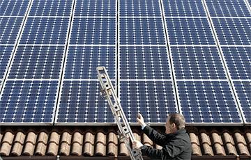 Стаття Десятки тысяч украинцев устанавливают домашние солнечные электростанции Ранкове місто. Донбас