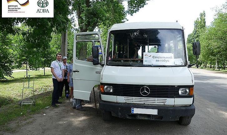 Стаття У сірій зоні Донбасу курсує безоплатний транспорт. ГРАФІК Ранкове місто. Донбас