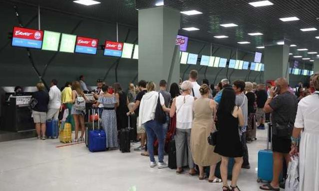 Стаття В аеропорту «Киев» открыли пункт тестирования на COVID-19 Ранкове місто. Донбас