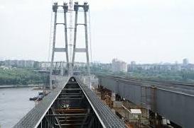 Стаття У Запоріжжі будуватимуть цілодобово міст через Дніпро Ранкове місто. Донбас