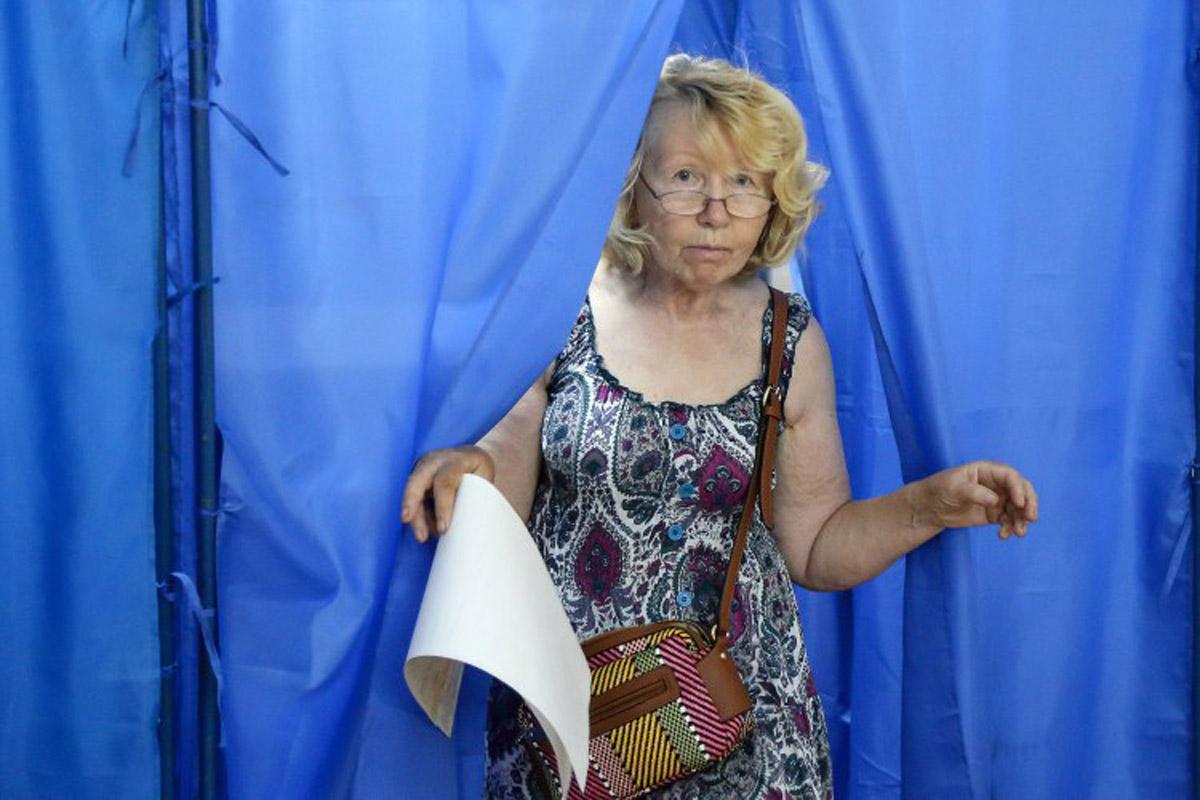 Стаття Окучивание электората: фантазии кандидатов не знают пределов. Фото Ранкове місто. Донбас