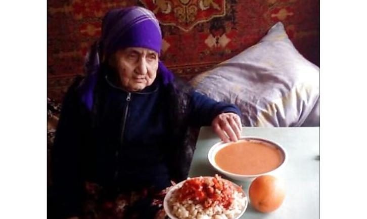 Стаття «Без допомоги вони зиму не переживуть», — волонтер збирає гроші для пенсіонерів Гранітного Ранкове місто. Донбас