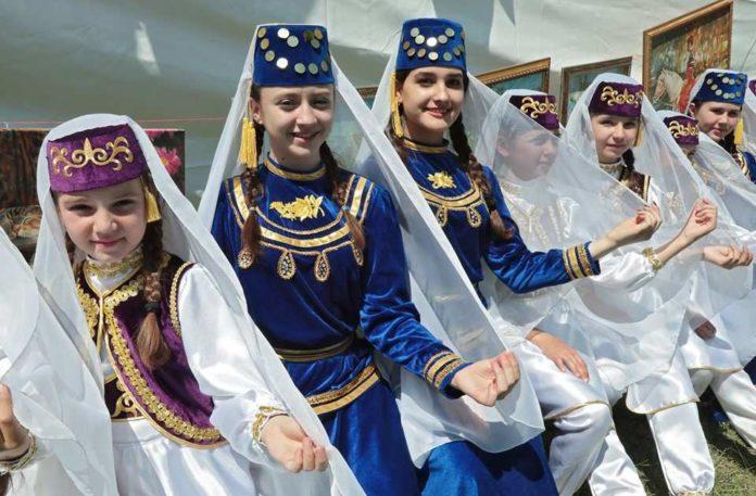 Стаття В Турции собирают деньги для крымских татар Ранкове місто. Донбас