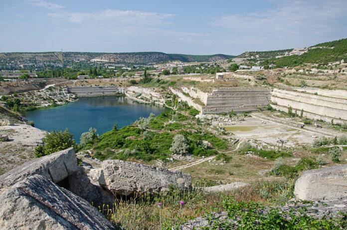 Стаття Из озера в Инкермане заберут миллион кубов воды для Севастополя Ранкове місто. Донбас