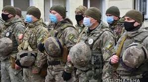 Стаття Сводный отряд одесских полицейских отправился на восток Украины (фото) Ранкове місто. Донбас