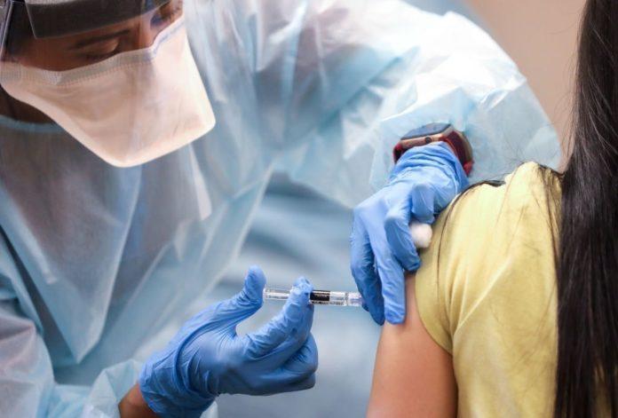Стаття COVID-19 в Крыму: незаконную вакцину внесут в календарь прививок Ранкове місто. Донбас