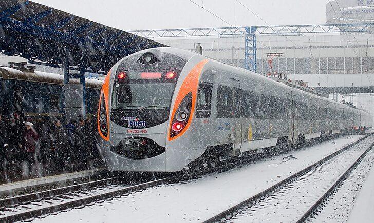 Стаття Укрзалізниця призначила 17 додаткових поїздів до новорічних свят Ранкове місто. Донбас