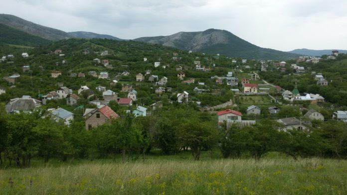 Стаття Под изъятие попадут 221 участок, 33 дома, источники водоснабжения и реликтовый лес Ранкове місто. Донбас