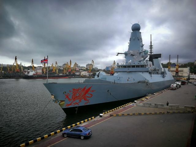 Стаття Защищать Одессу с моря будут боевые корабли Королевского флота вместо американских эсминцев Ранкове місто. Донбас