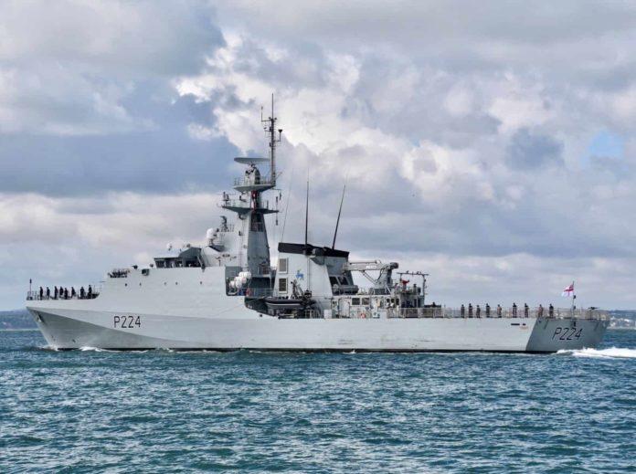 Стаття Британский патрульный корабль вошел в Черное море Ранкове місто. Донбас