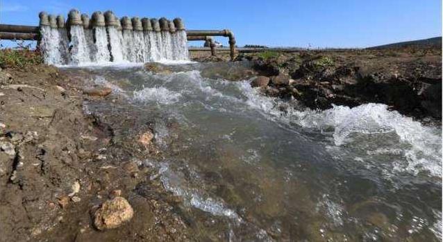 Стаття В Крыму заявили, что вода из Северо-Крымского канала «грязная» и им не нужна Ранкове місто. Донбас