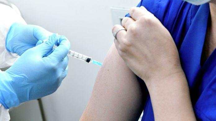 Стаття В Херсонской области начали вакцинировать крымчан – подробности Ранкове місто. Донбас