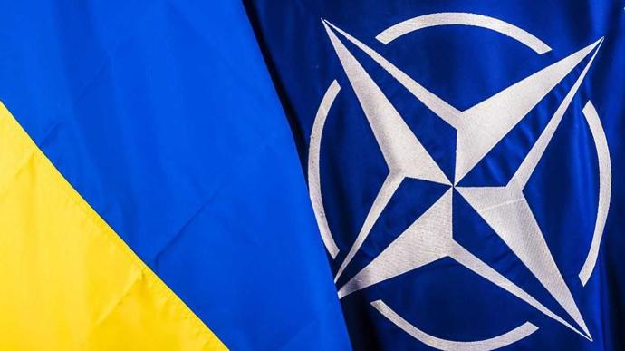 Стаття В Украине утвердили спецплан по вступлению страны в НАТО Ранкове місто. Донбас