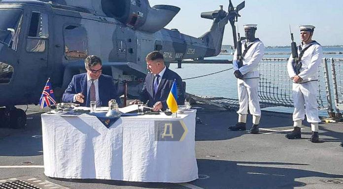 Стаття В Одессе на британском эсминце подписан договор о развитии ВМСУ — что известно? Ранкове місто. Донбас