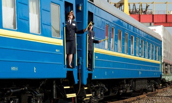 Стаття Укрзалізниця збільшить кількість рейсів поїзда на Луганщину Ранкове місто. Донбас