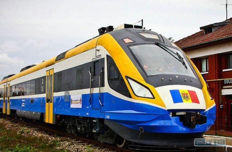 Стаття В Молдове рассматривается восстановление движения поезда Кишинев - Одесса Ранкове місто. Донбас