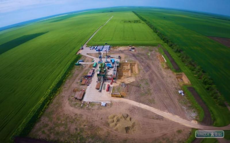 Стаття Нефтяные скважины начали появляться на юге Одесской области Ранкове місто. Донбас