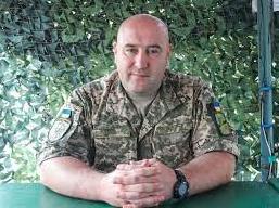 Стаття В ООС группировку «Схід» возглавил первый генерал независимой Украины, руководивший обороной ДАП Ранкове місто. Донбас