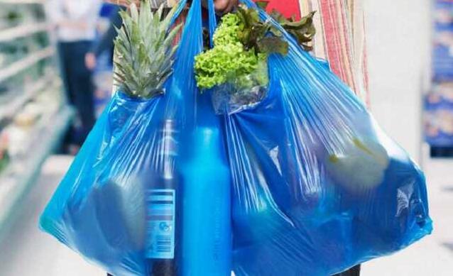Статья В Украине заработал первый запрет на пластиковые пакеты Утренний город. Донецк