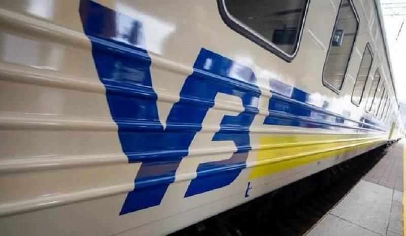 Стаття “Укрзалізниця” скасовує низку приміських поїздів по всій країні: деталі Ранкове місто. Донбас