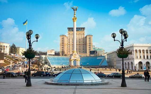 Стаття «Даже небо нас поддерживает»: в сети появилось «знаковое» видео рассвета над Киевом Ранкове місто. Донбас
