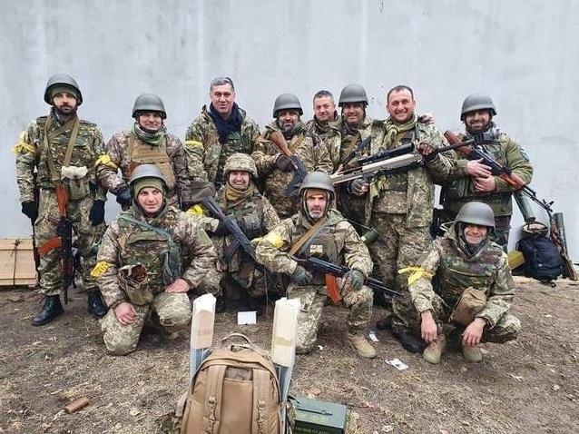 Стаття Колишній міністр оборони Грузії вступив до нас у лави добровольців Ранкове місто. Донбас