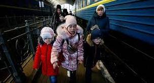 Стаття Еда, одежда, медицина: где переселенцам искать самое необходимое Ранкове місто. Донбас