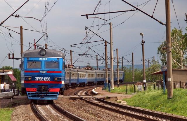 Стаття В Одесі відновлюють рух електричок до Колосівки та продовжують евакуаційні перевезення Ранкове місто. Донбас