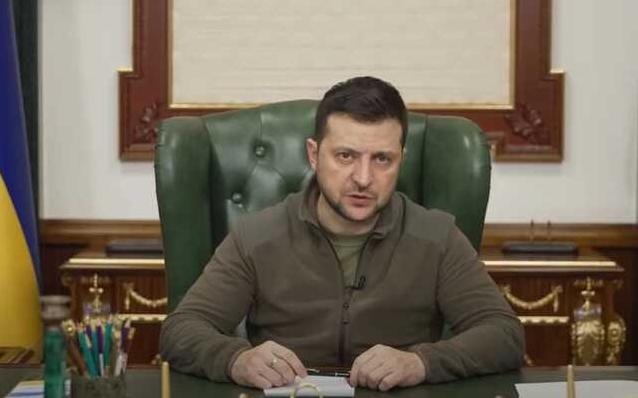 Стаття Президент утворив дві військові адміністрації на Луганщині та призначив їх керівників Ранкове місто. Донбас
