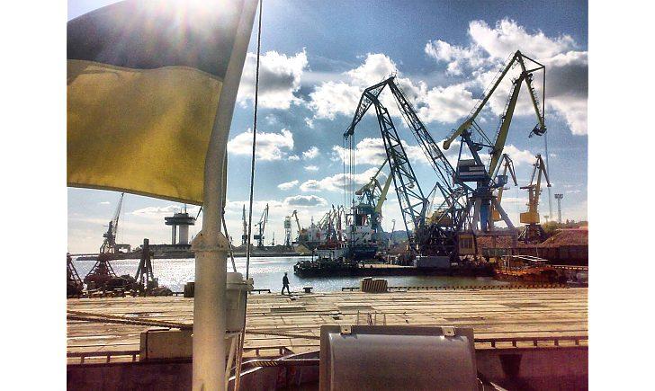 Стаття Туреччина готова виділити судна для евакуації жителів Маріуполя морем Ранкове місто. Донбас