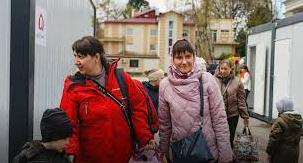 Стаття В модульном городке во Львове поселились первые 250 переселенцев (фото) Ранкове місто. Донбас