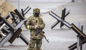 Стаття Рада продлила действие военного положения до 25 мая Ранкове місто. Донбас