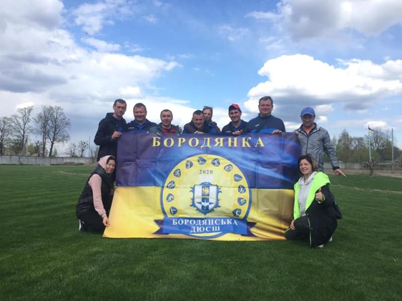 Стаття У Бородянці вперше після звільнення від окупантів зіграли у футбол Ранкове місто. Донбас