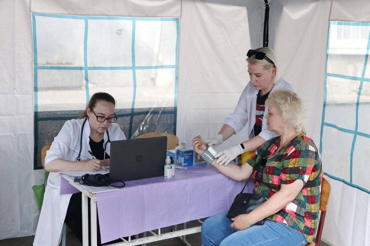 Стаття Переселенцям та біженцям нагадують адреси мобільних медцентрів в Одесі Ранкове місто. Донбас